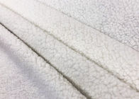 material del paño grueso y suave de 320GSM Woollike Sherpa para el blanco de la ropa el 100 por ciento de poliéster