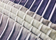 290GSM el 93% imprimió el plisado Velboa del tejido de poliester para Skirt Gradient Lilac de señoras