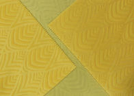 Tela micro grabada en relieve poliéster del terciopelo del modelo de la suavidad 210GSM 100% para la materia textil casera - amarillo