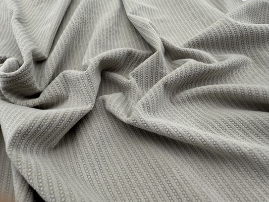 Tejido de poliéster de terciopelo micro elástico perfecto para vestidos