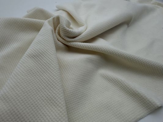 Tejido de poliéster de terciopelo micro elástico perfecto para vestidos